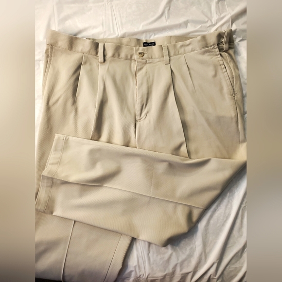Dockers Other - Dockers Waterless 46Wx30L Pleated Dress Pants